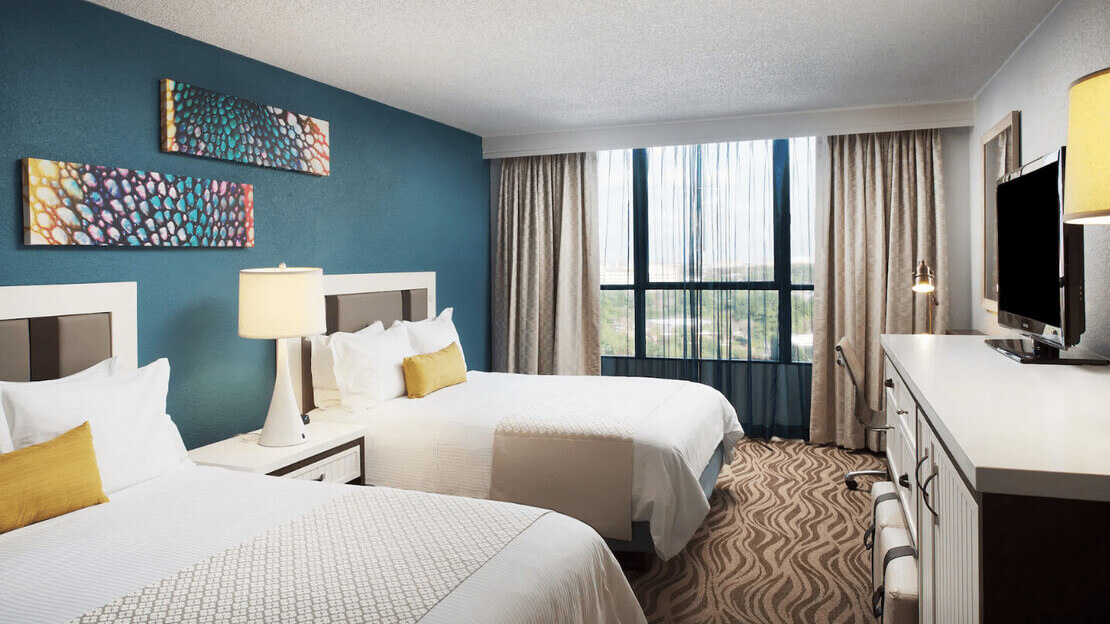 Wyndham Lake Buena Vista Disney Springs Resort Area